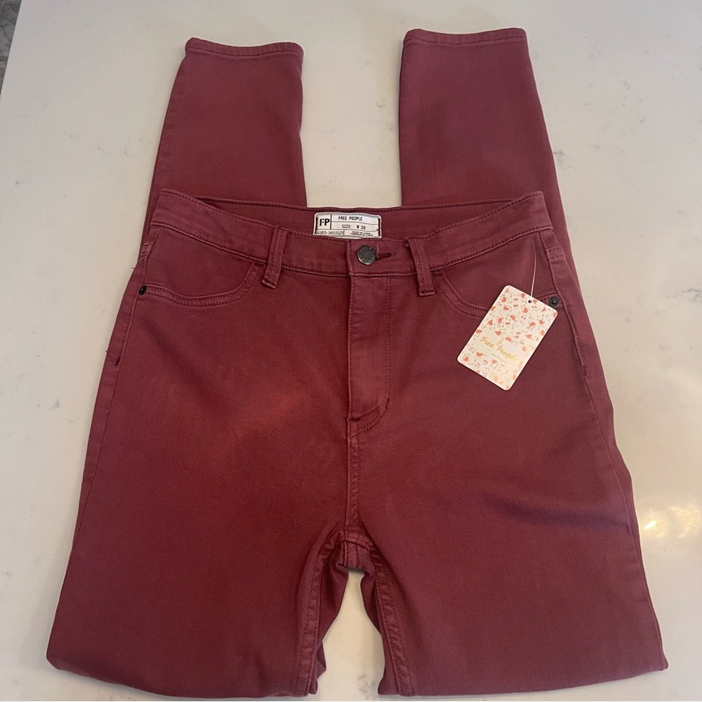 Free People NWT size 29 red mocha pant, skinny fit